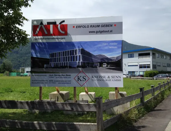 Bautafel Kneissl & Senn